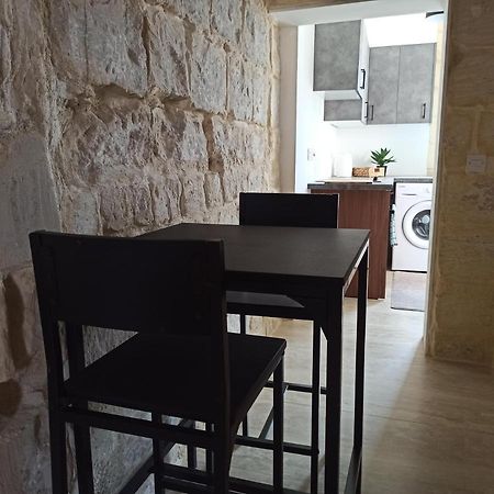 Beautiful 1-Bed Apartment In Hal Qormi المظهر الخارجي الصورة